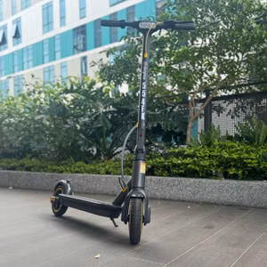 eDegree CS1 Electric Scooter - Outside