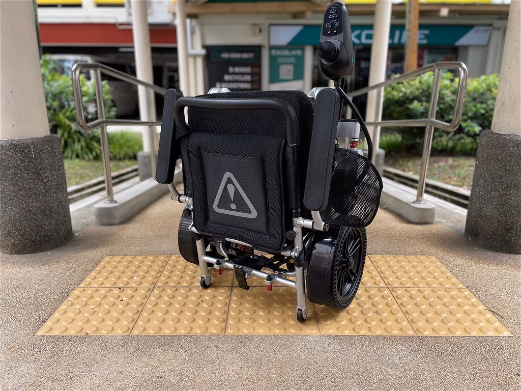 eDegree EW4 Heavy Duty Electric Wheelchair - Folded